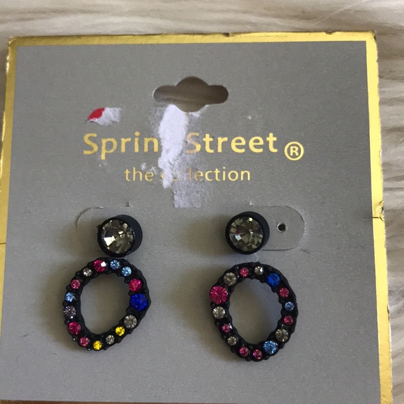 Spring Street earrings - Picture 3 of 3